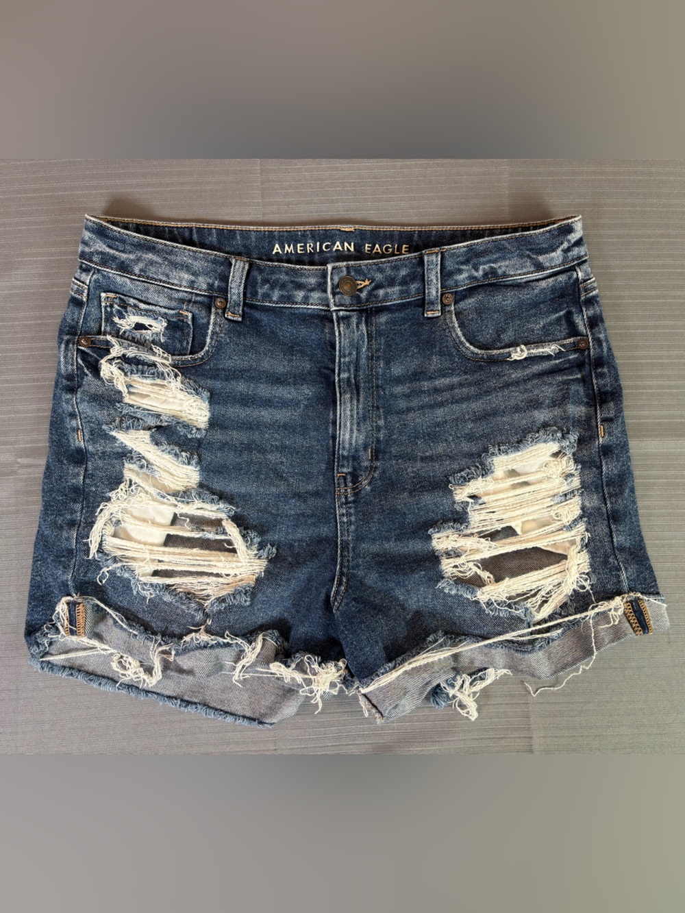 American Eagle Mom Shorts W14 Distressed Ripped Denim Y2K Cutoff
